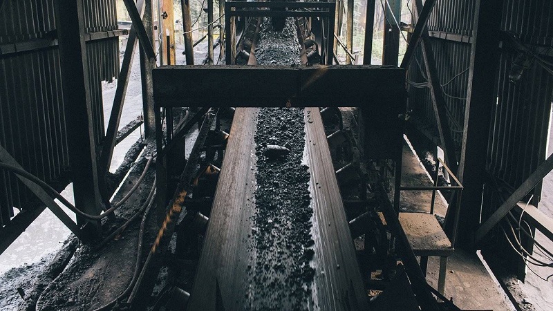 让煤矿输煤胶带机安全稳定输送—煤矿胶带输送机控制保护系统